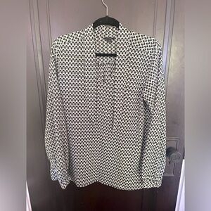 NWOT! SZ M Ann Taylor Factory Blouse